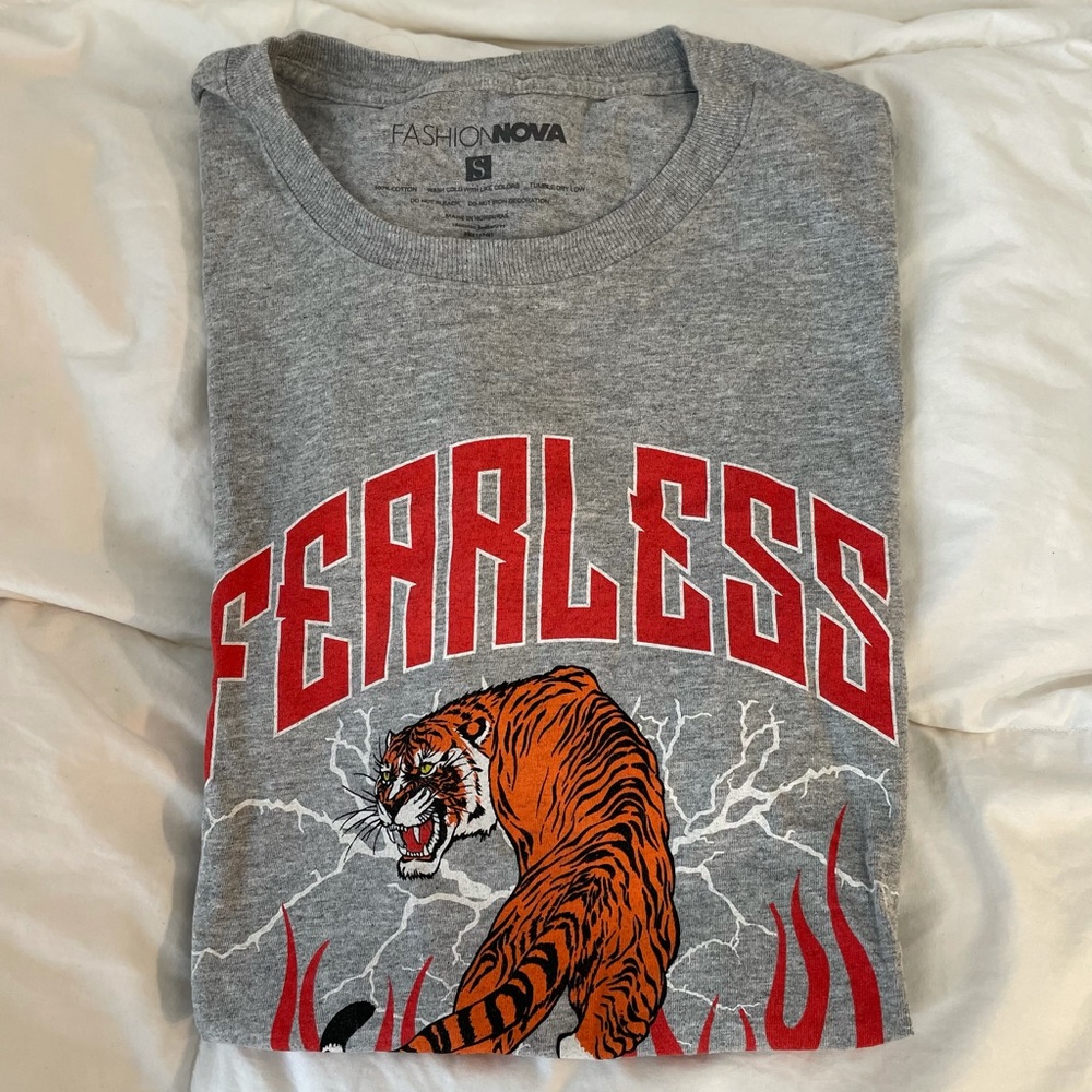 Fearless graphic - T 🐅🐯